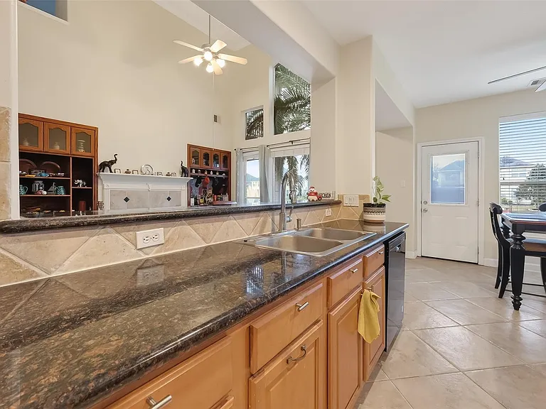 14419 Manorbier Ln — Photo 15