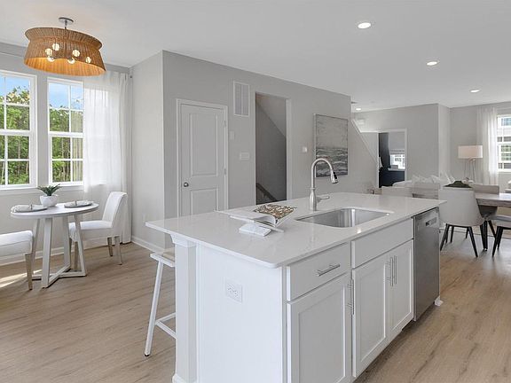 2nd image of 27 Baybreeze Dr