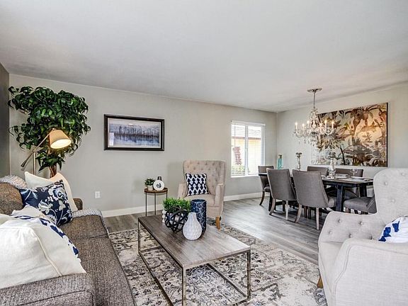 3rd image of 10117 W Brookside Dr