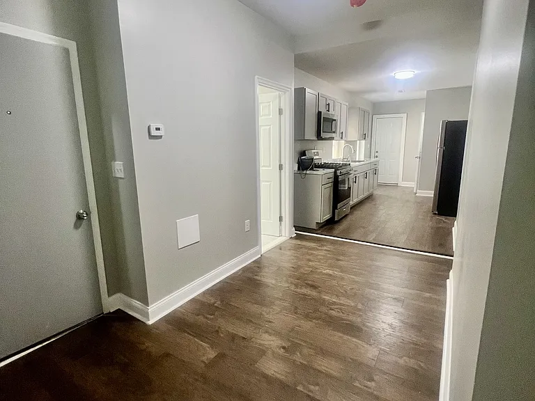 2513 Francis St #1 — Photo 9