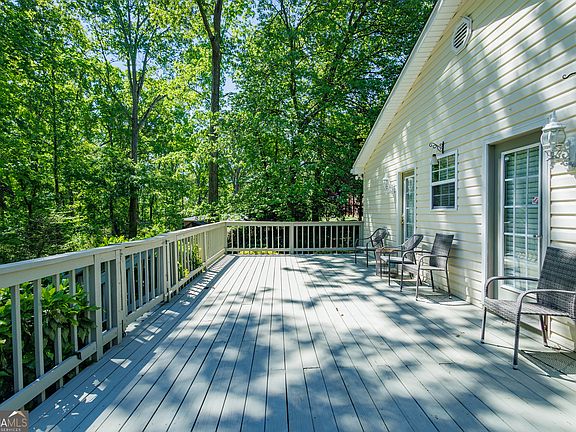 2nd image of 3970 Pine Hill Dr