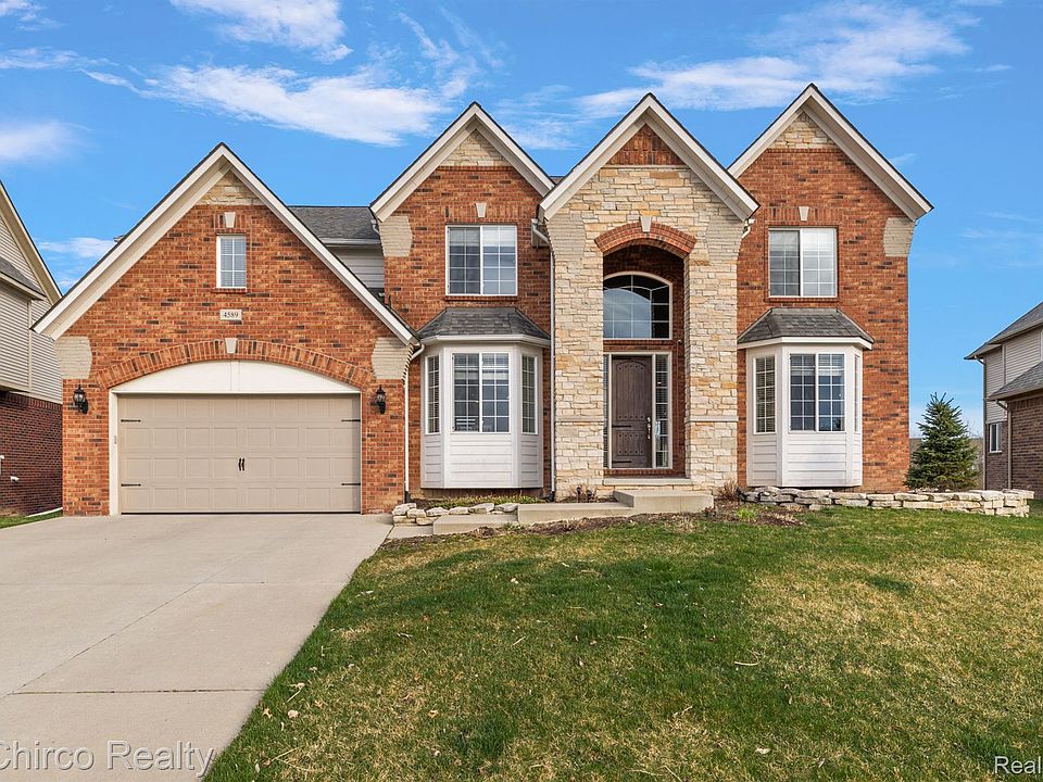 1st image of 4589 Catalina Dr