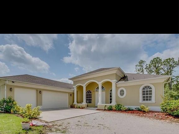 You can enter from front of the house also