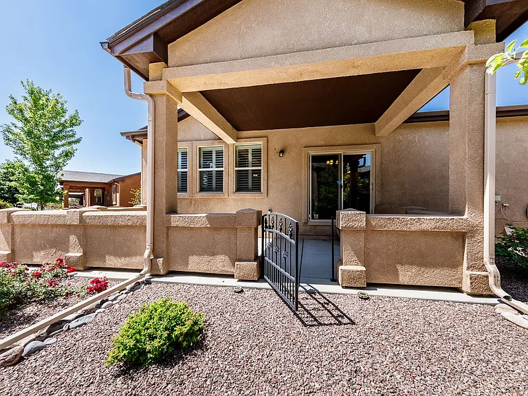 8475 Glen Carriage Grv — Photo 31