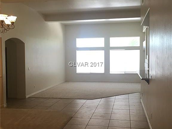 3rd image of 6245 Hawthorn Woods Ave #0