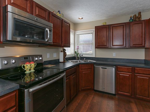 2nd image of 5392 Steinmeier Dr N