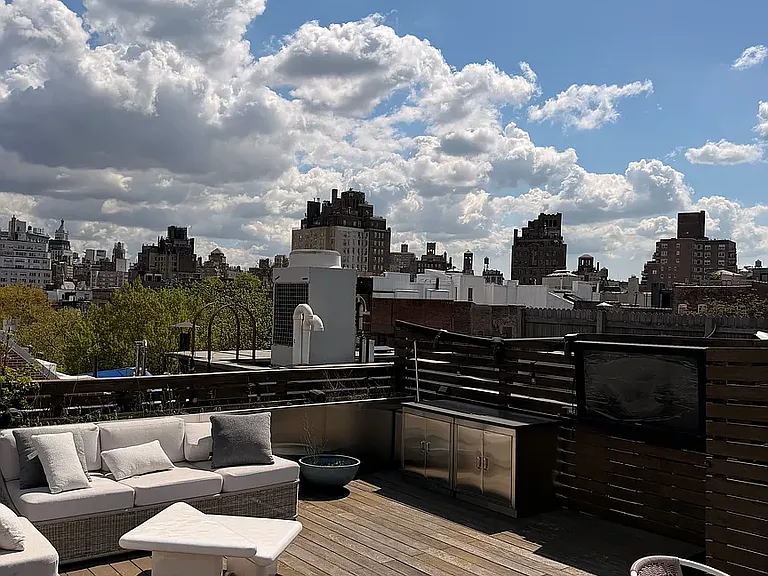 369 Bleecker St #PENTHOUSE — Photo 20