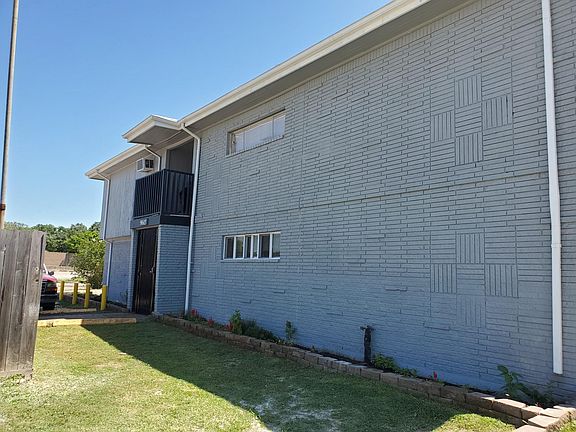 3rd image of 9603 Marlive Ln #3