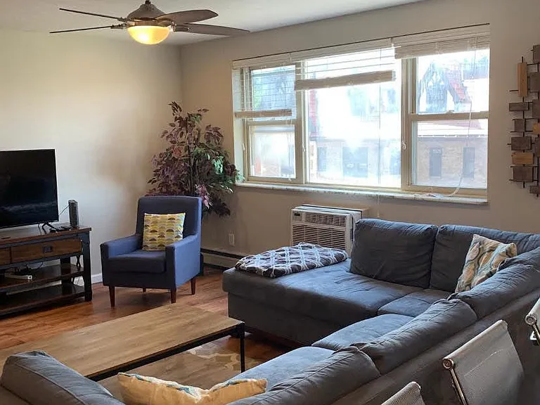 144 N Dithridge St #614 — Photo 2