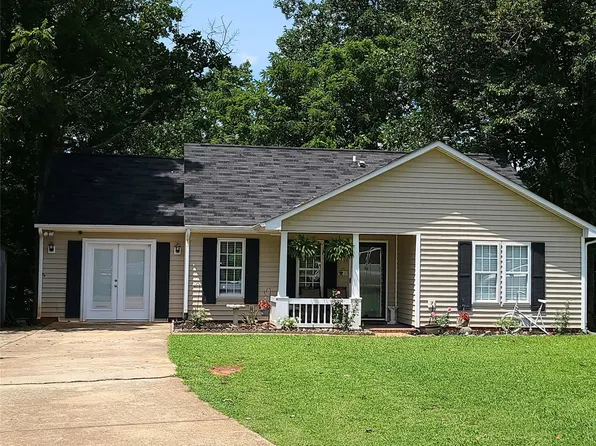9030 Jaldena Dr, Charlotte, NC 28227