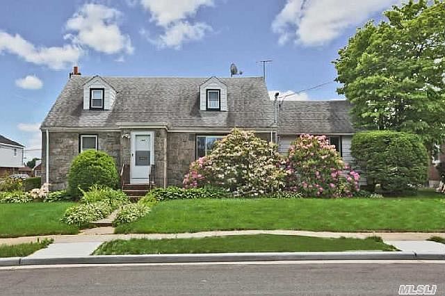 1st image of 165 Dow Ave