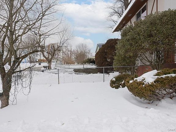 4th image of 67 Gerow Avenue