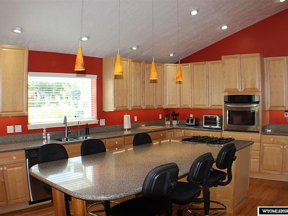 4th image of 2314 Silver Creek Dr