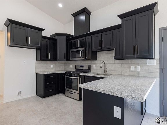 2nd image of 4631 E Los Olivos Dr