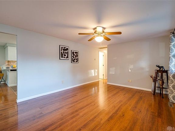 5th image of 6635 Rosebury Dr