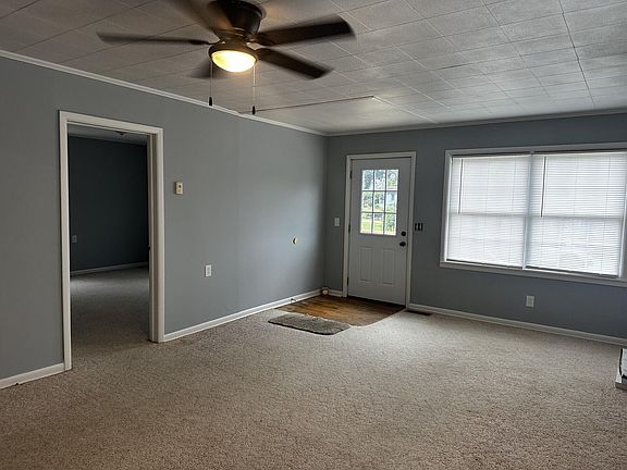 3rd image of 417 Grand Ave