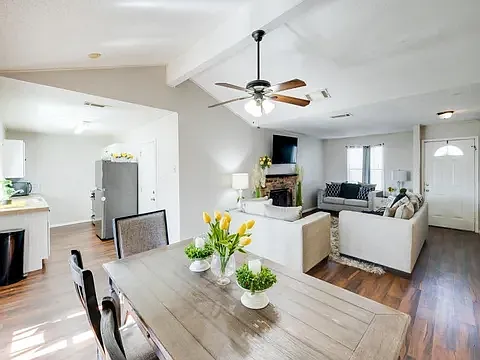 1500 Winderemere Dr — Photo 2