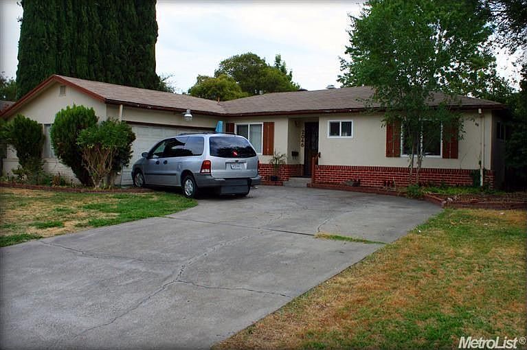 1st image of 2046 W Portola Ave