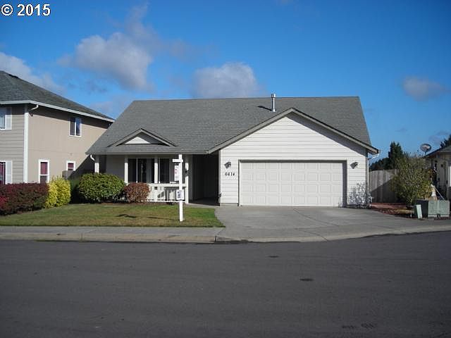1st image of 6614 NE 72nd Cir
