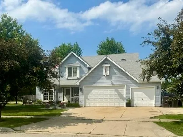 3722 Brighton Pl, McHenry, IL 60050