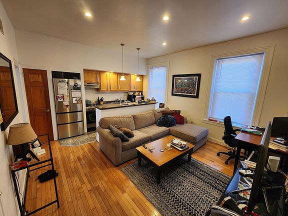 3rd image of 2210 Fairmount Ave APT 3
