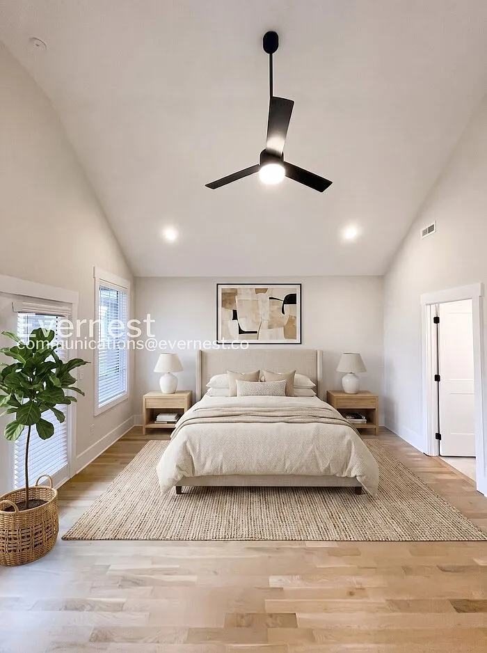 4 bed, 2.5 bath, 2479 sqft, $3,495 — Photo 4
