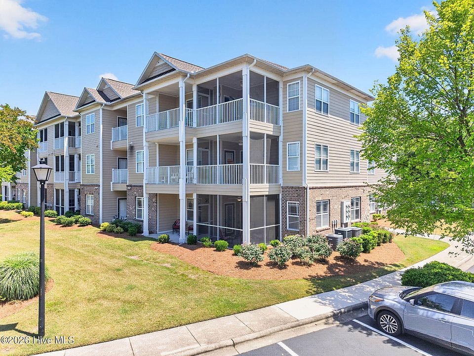 1st image of 221 Woodlands Way Unit 6