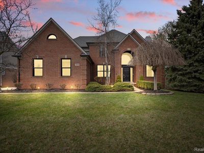 7076 Yarmouth Dr, West Bloomfield, MI, 48322