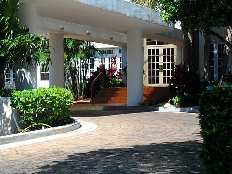 1st image of 3047 NE Quayside Ln #31