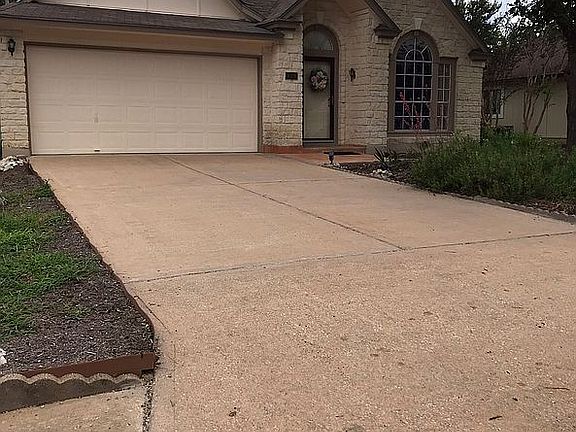 5th image of 609 Cactus Flower Dr