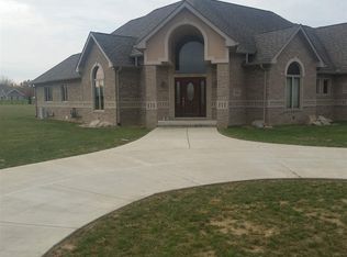 5616 Hidden Valley Rd, Russiaville, IN 46979