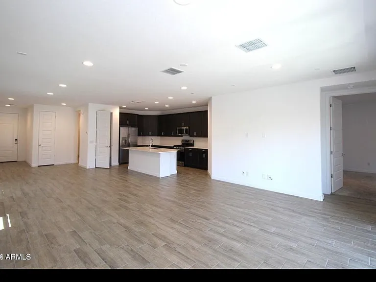 1649 W La Mirada Dr #1 — Photo 4