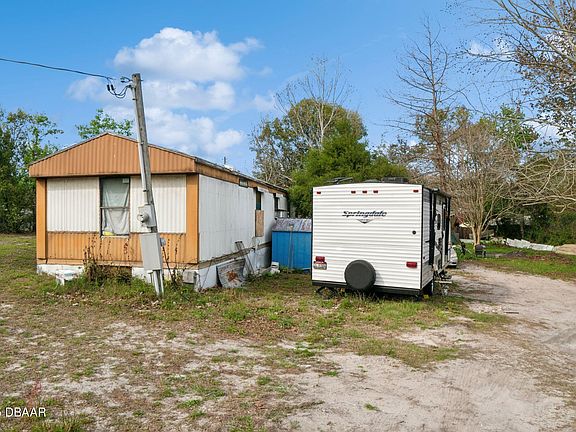 3rd image of 44900 Lake Mack Dr
