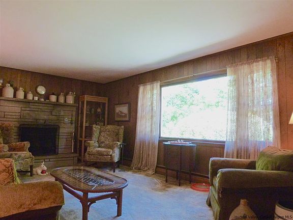 5th image of 12 Clover St