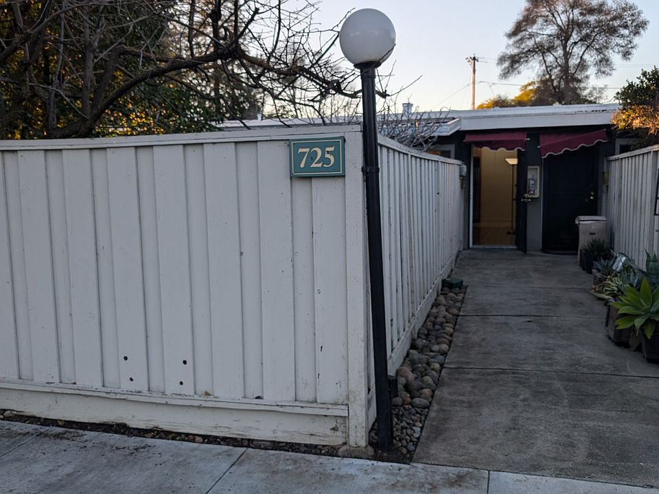 1st image of 725 Sutter Ave