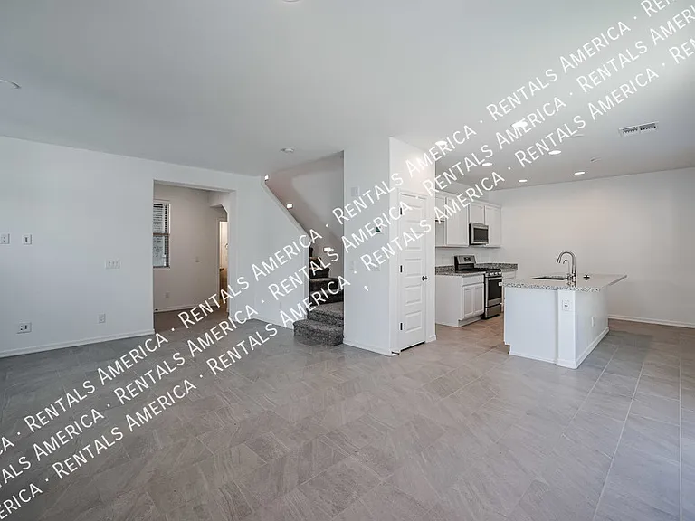 25196 N 142nd Dr — Photo 7