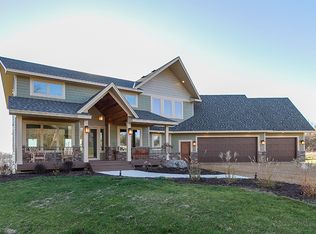 5471 Raven Point Rd, Prior Lake, MN 55372