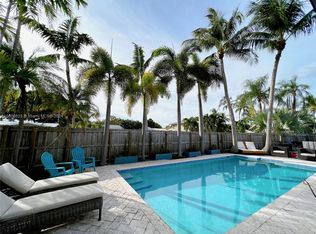 1702 NE 40th St, Oakland Park, FL 33334