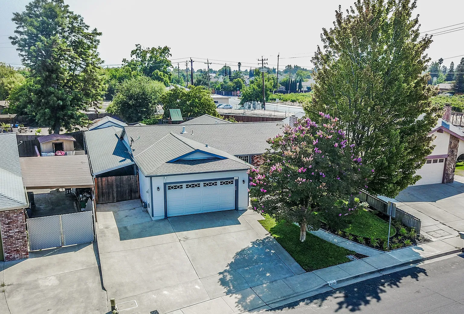 4504 Tokay Dr photo 1