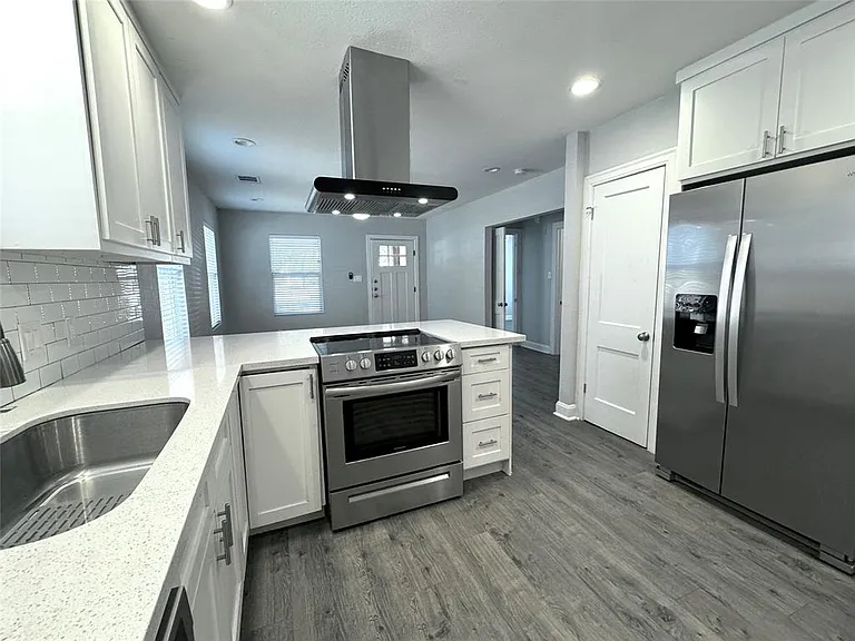 4604 Duval St #A — Photo 4