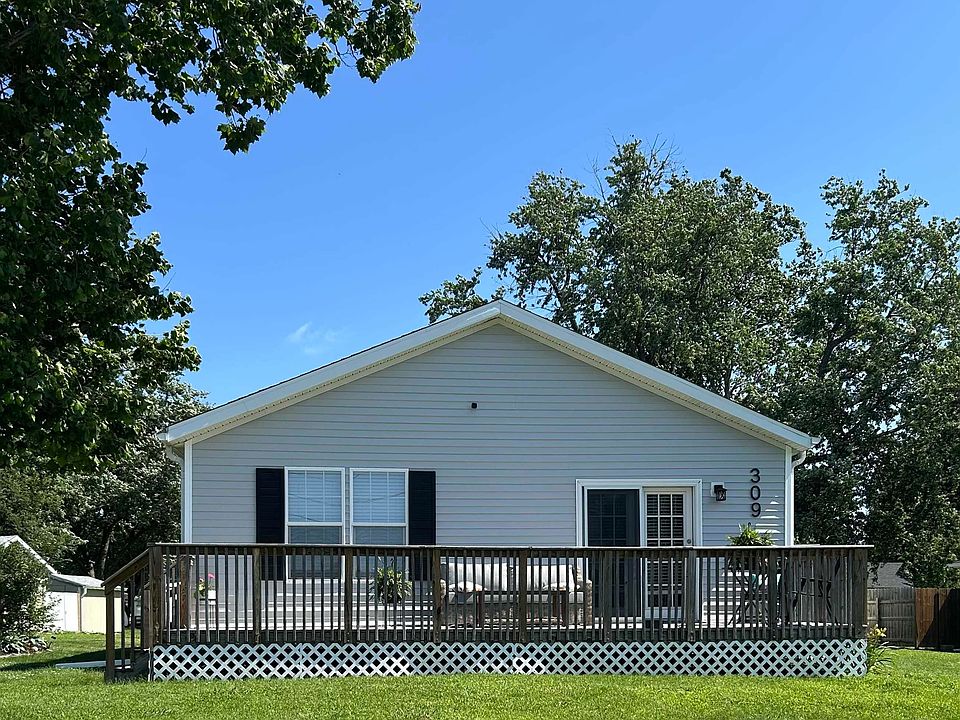 1st image of 309 Bryan Rd