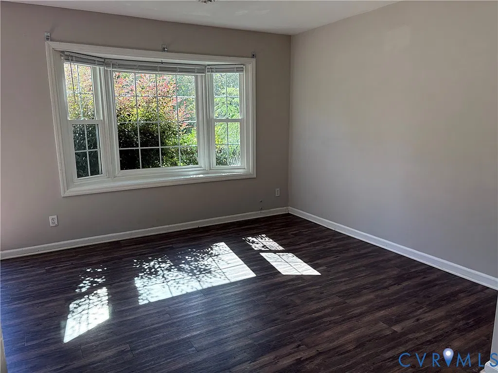 3 bed, 1.5 bath, 1400 sqft, $1,750 — Photo 3