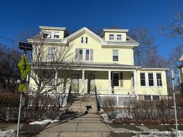 71-71 W Wyoming Ave #1, Melrose, MA 02176
