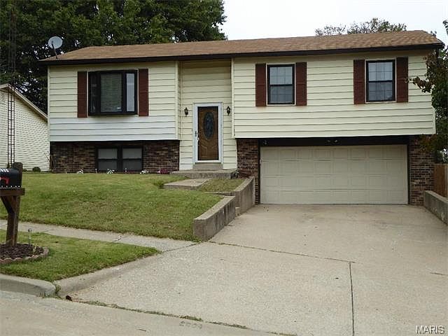 1st image of 2105 Chatelaine Dr