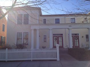 3636 N New Town Ave APT 4, Saint Charles, MO 63301