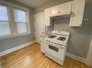 9436 Lincoln Ave APT 1R, Brookfield, IL 60513