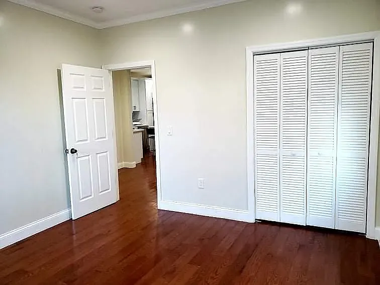 332 Stegman Pkwy #B — Photo 10