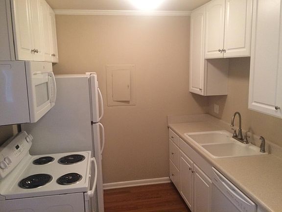 4th image of 2601 Hillsboro Pike APT M10