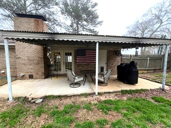 5th image of 4405 Greenridge Dr