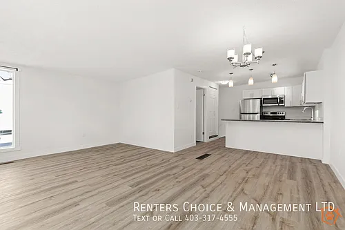 2805 Dunmore Rd SE #1 Photo 1